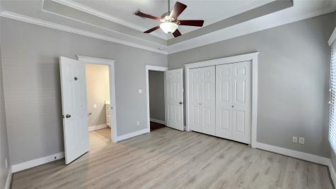 1029 W 15th 1/2 Street Houston TX 77008