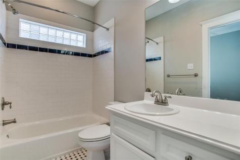 1029 W 15th 1/2 Street Houston TX 77008