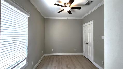 1029 W 15th 1/2 Street Houston TX 77008
