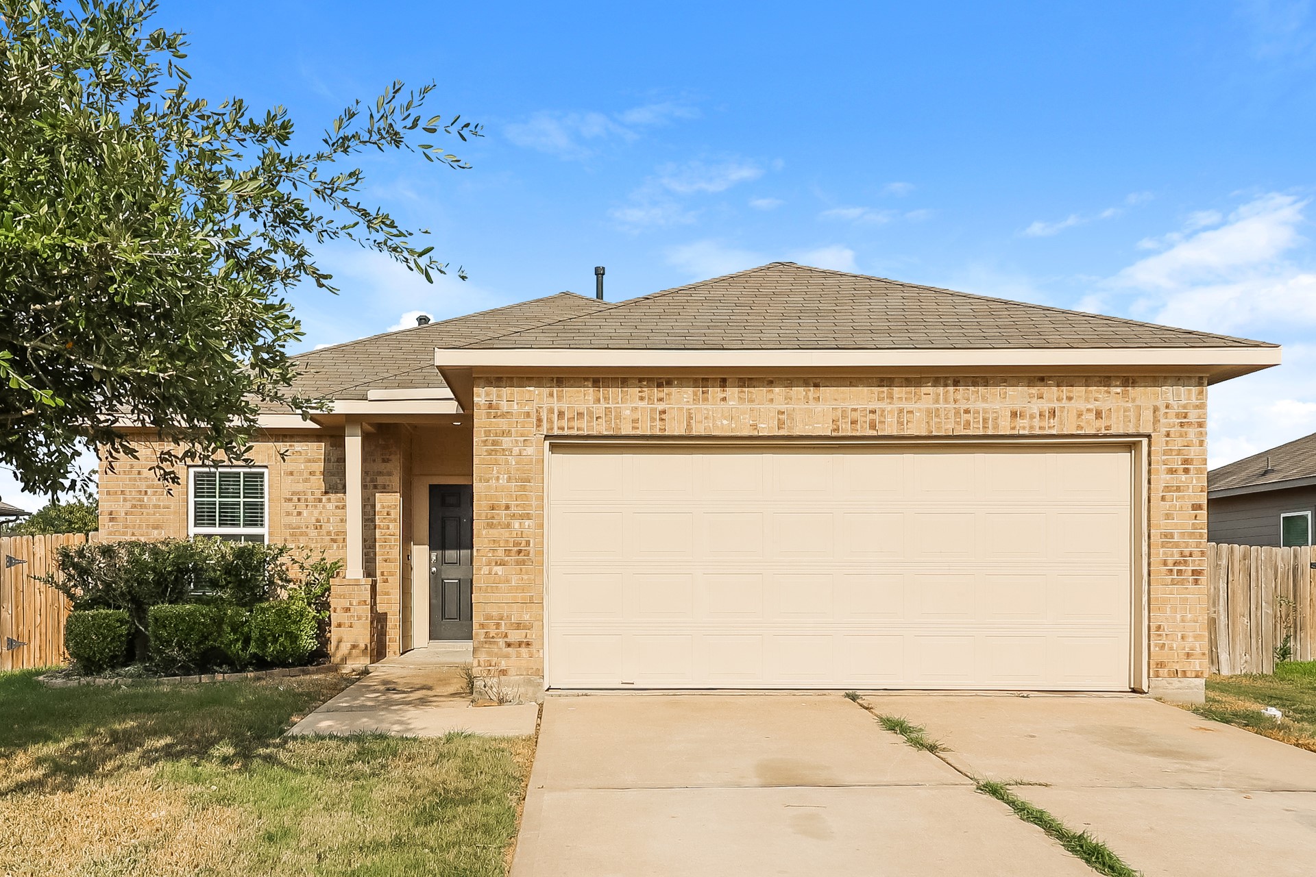 2211 Moss Bluff Lane Rosenberg TX 77471
