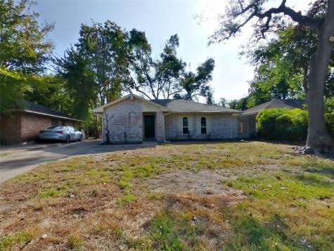 11054 Spottswood Drive Houston TX 77016