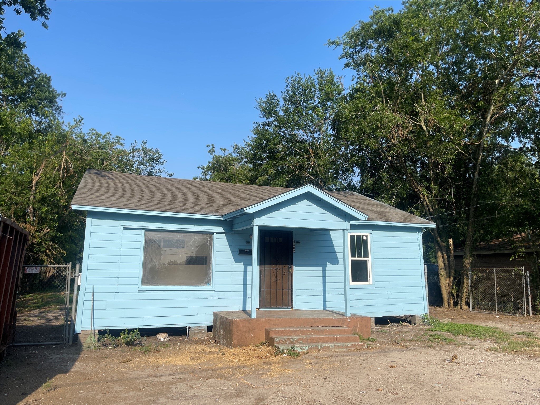 4602 Leffingwell Street Houston TX 77026