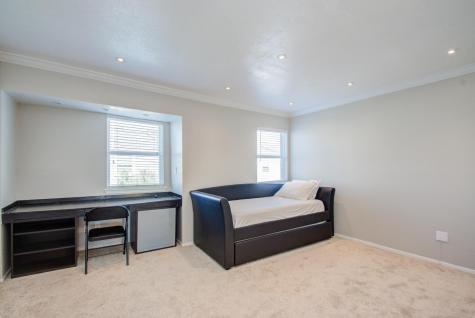 5807 Beverly Hill Street 16 Houston TX 77057