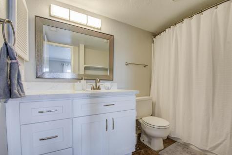 5807 Beverly Hill Street 16 Houston TX 77057