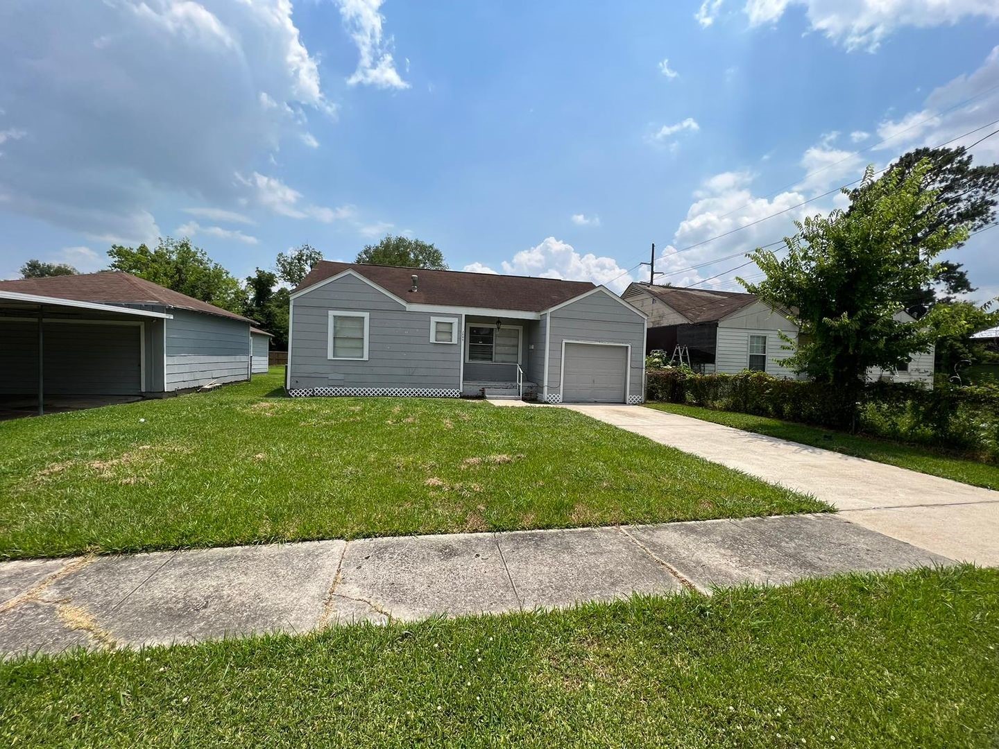 2085 Earl Street Beaumont TX 77703