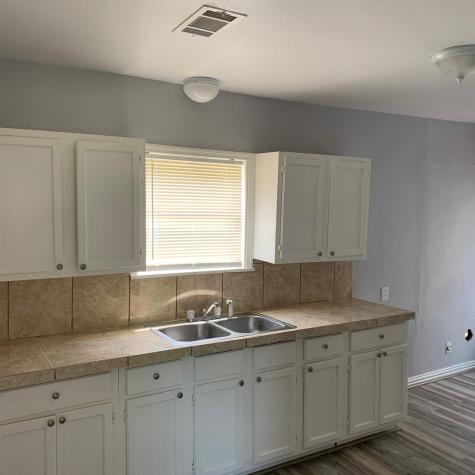 2085 Earl Street Beaumont TX 77703