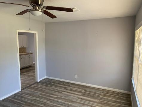 2085 Earl Street Beaumont TX 77703