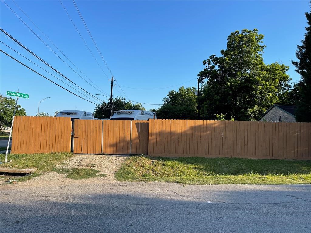 3638 Bloomfield Street Houston TX 77051