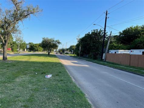 3638 Bloomfield Street Houston TX 77051