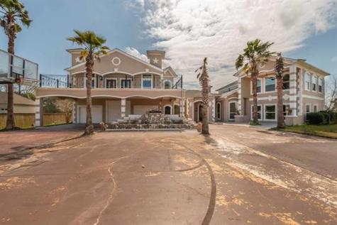 8625 Thomas Road Orange TX 77630