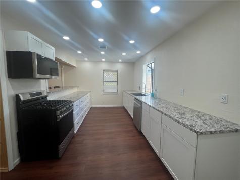 11874 Vanwood Street Willis TX 77318