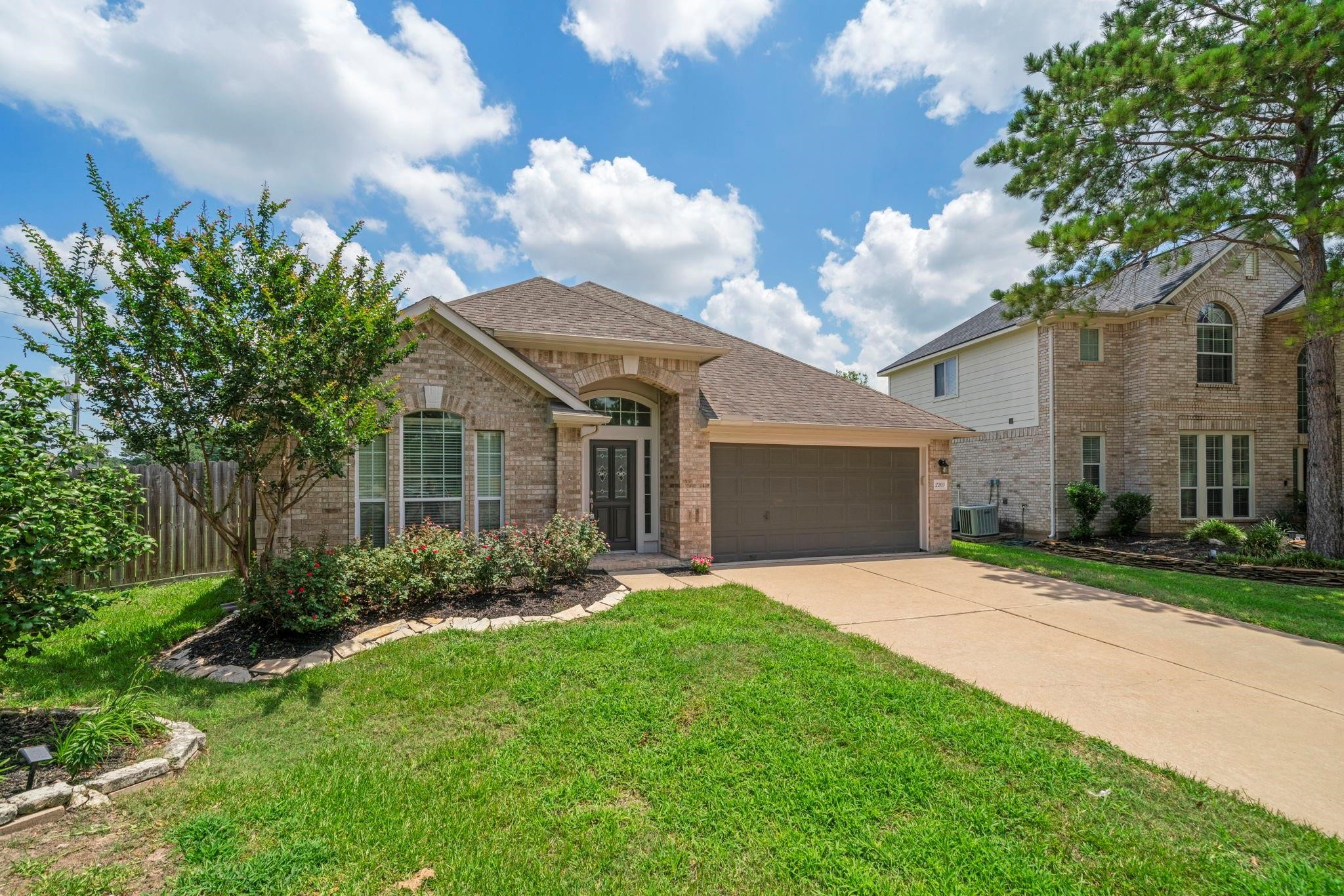 2203 Falcon Knoll Lane Katy TX 77494