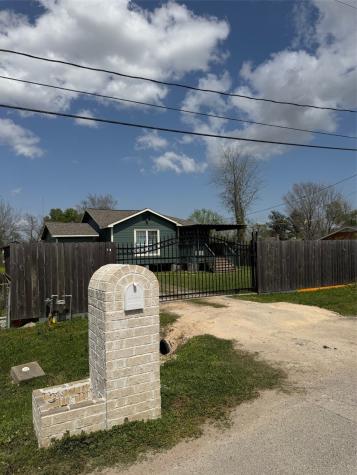 11013 Pandora Drive Houston TX 77013