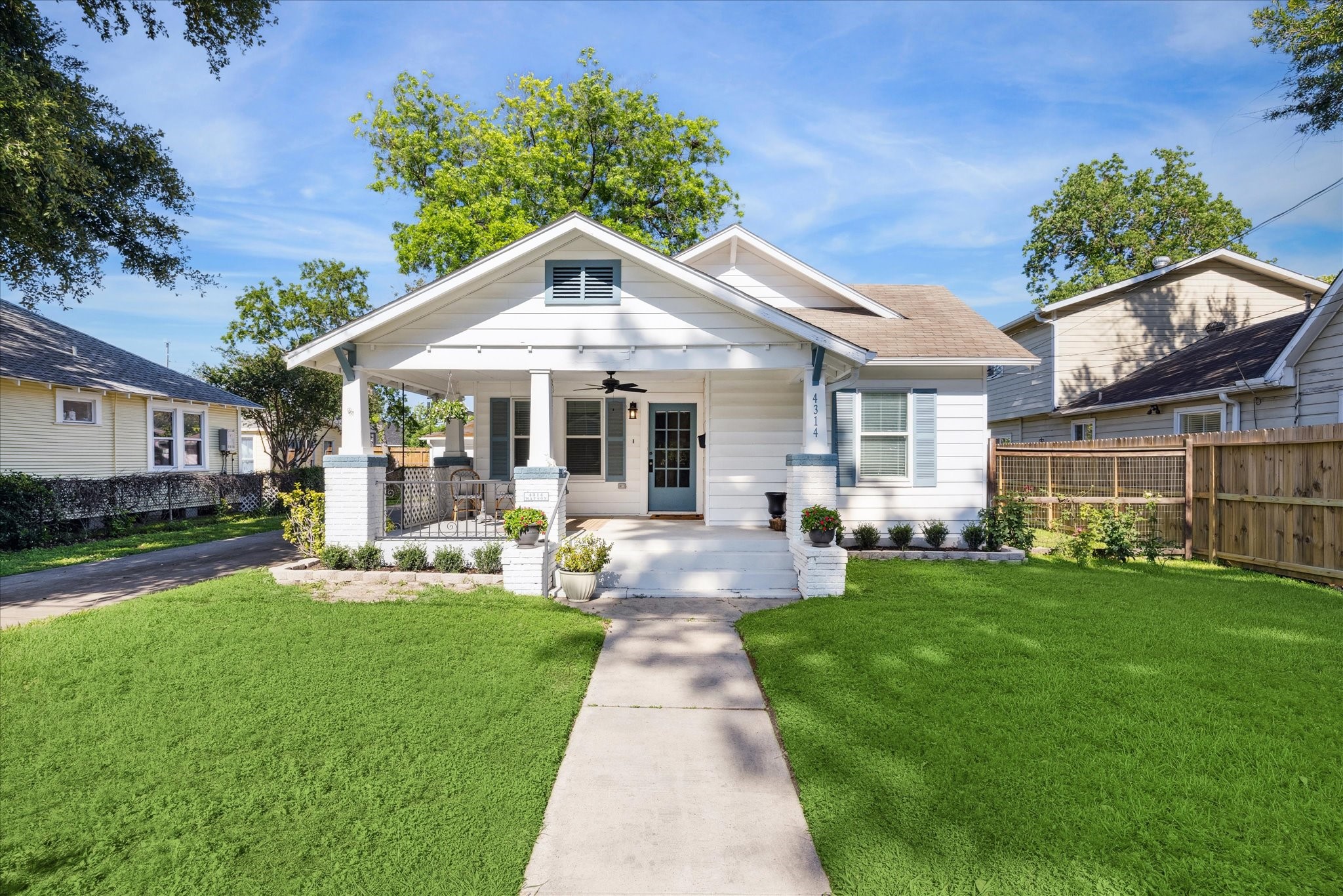 4314 Watson Street Houston TX 77009