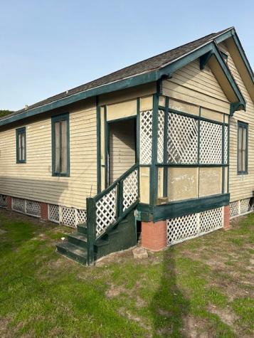 1219 10th Street Galveston TX 77550