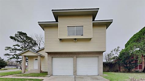 2610 S Belgravia Drive Pearland TX 77584