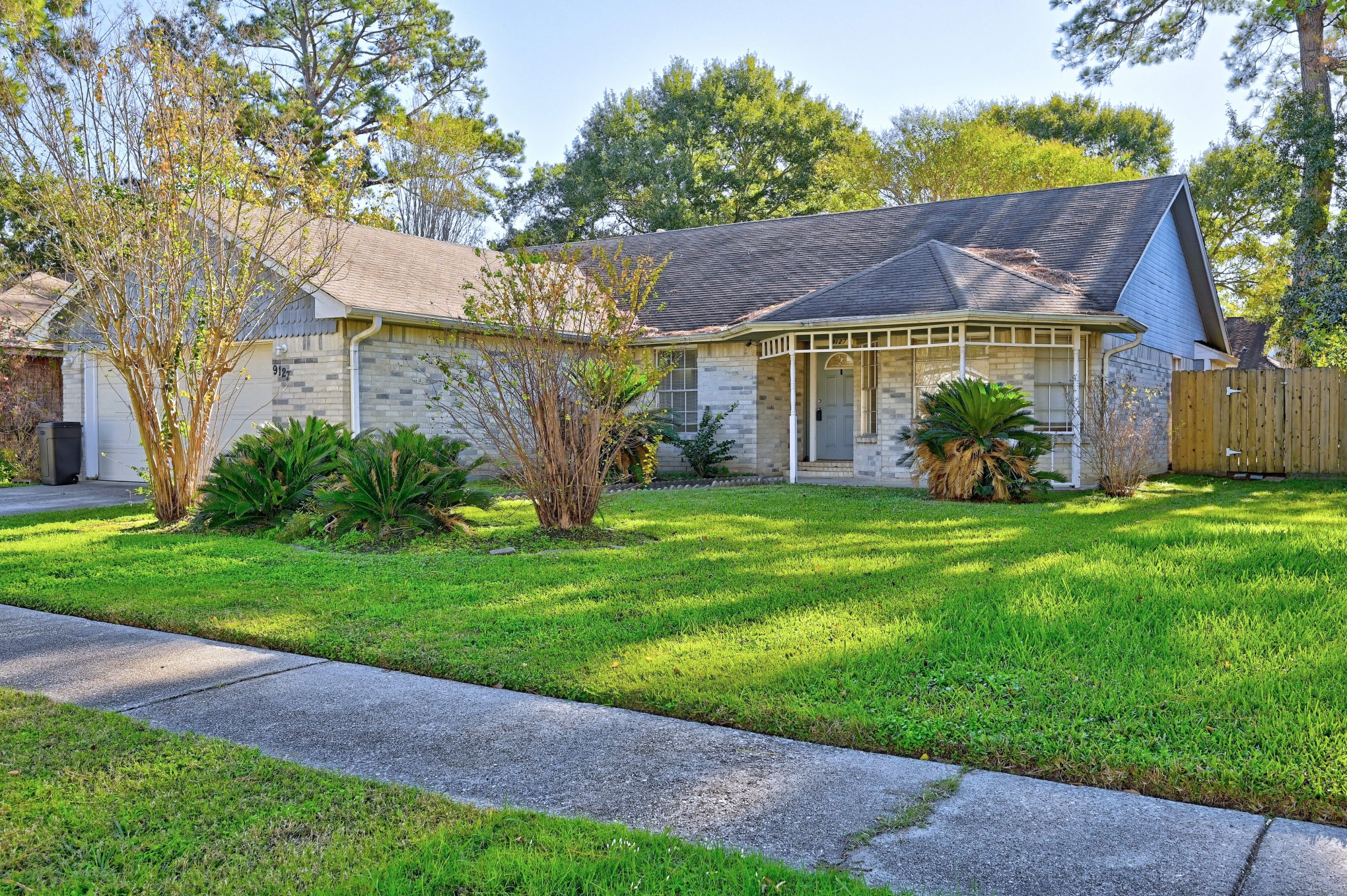 9127 Kirkleigh Street Spring TX 77379