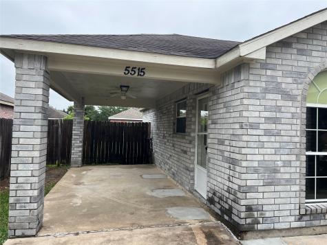 5515 Rio Ramos Street Rosharon TX 77583
