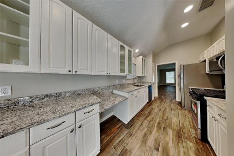 4402 Duesenberg Drive Pearland TX 77584