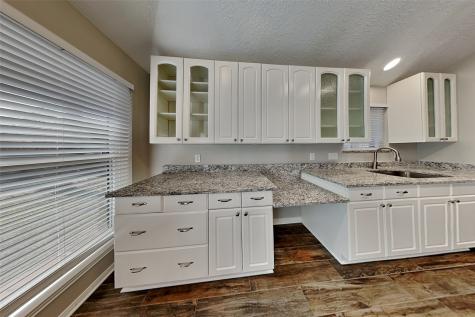 4402 Duesenberg Drive Pearland TX 77584