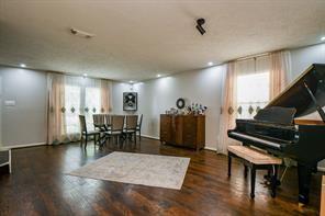 9110 S Ferndale Place Drive Houston TX 77064