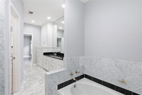 11507 Del Monte Drive Houston TX 77077