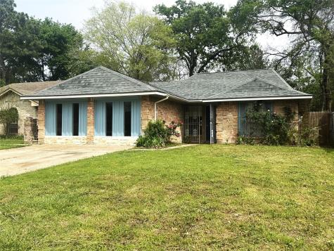 5502 Goldspier Street Houston TX 77091