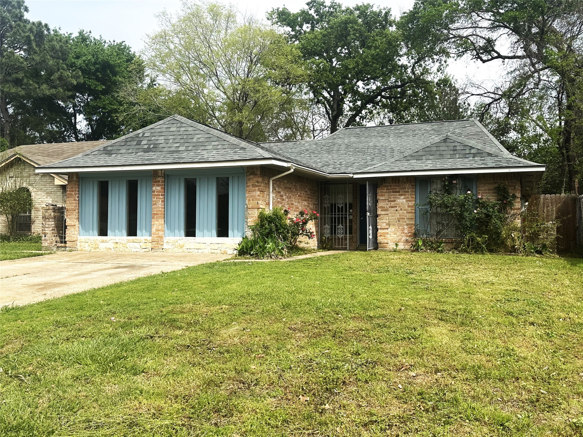 5502 Goldspier Street Houston TX 77091