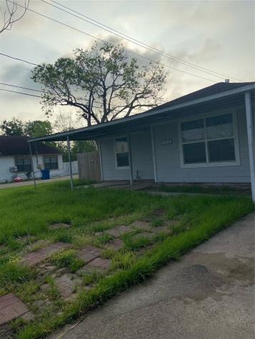 602 Illinois Street South Houston TX 77587