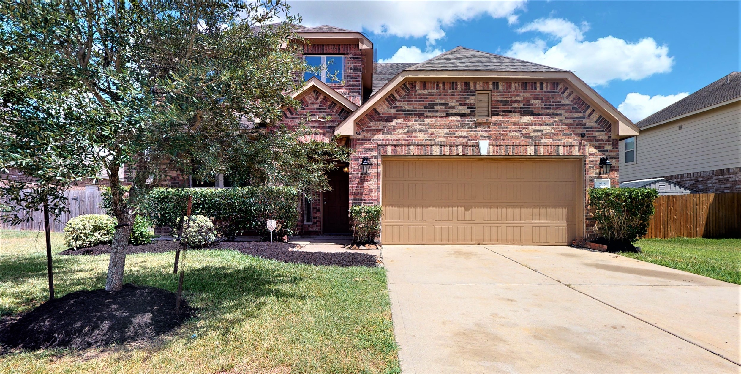 1505 Brook Hollow Drive Pearland TX 77581
