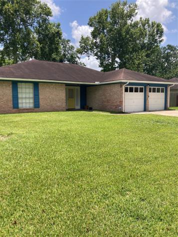 1713 Parkcrest Street Alvin TX 77511