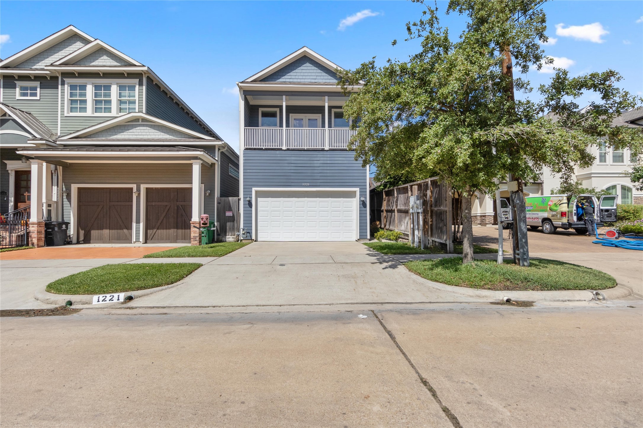 1221 W 23rd Street Houston TX 77008