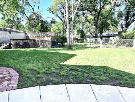 719 Atchison Street Sealy TX 77474