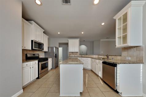 10014 Kendahlwood Lane Tomball TX 77375