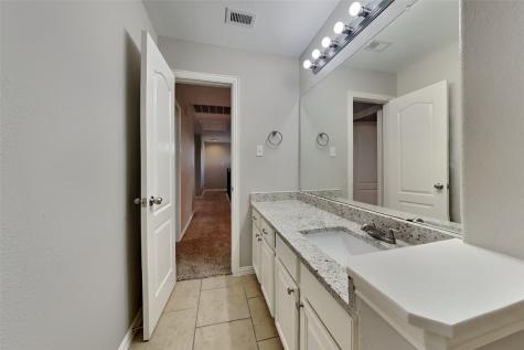 10014 Kendahlwood Lane Tomball TX 77375
