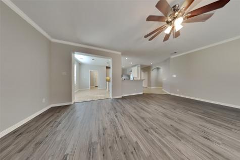 10014 Kendahlwood Lane Tomball TX 77375