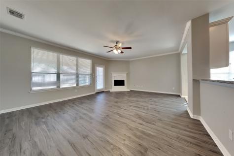 10014 Kendahlwood Lane Tomball TX 77375
