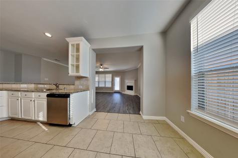 10014 Kendahlwood Lane Tomball TX 77375
