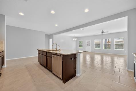 154 Meadow Grove Drive Conroe TX 77384