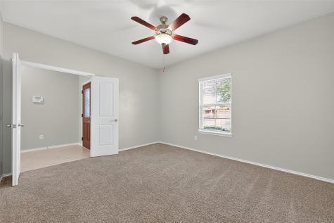 154 Meadow Grove Drive Conroe TX 77384