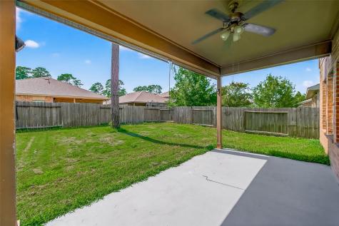 154 Meadow Grove Drive Conroe TX 77384