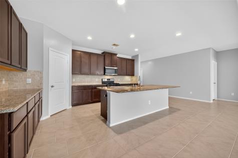 154 Meadow Grove Drive Conroe TX 77384