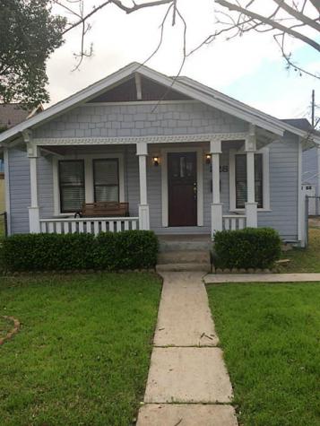 328 Moody Street Houston TX 77009