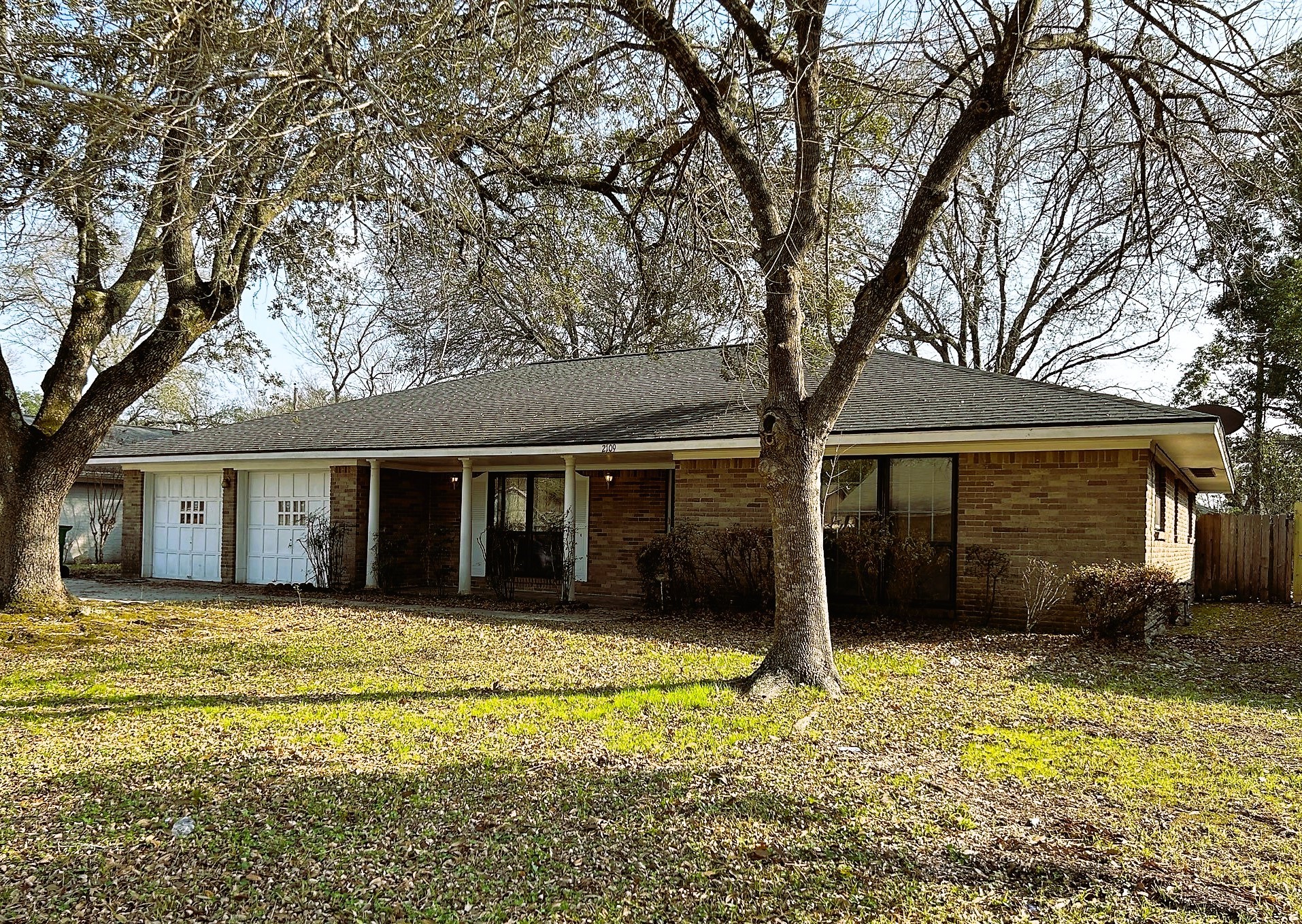 2109 Ivie Lee Street Baytown TX 77520