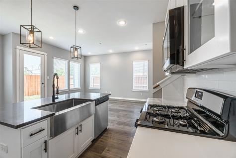 8475 Berry Brush Lane Houston TX 77022