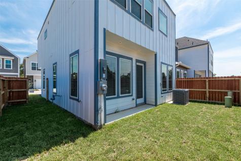 8475 Berry Brush Lane Houston TX 77022
