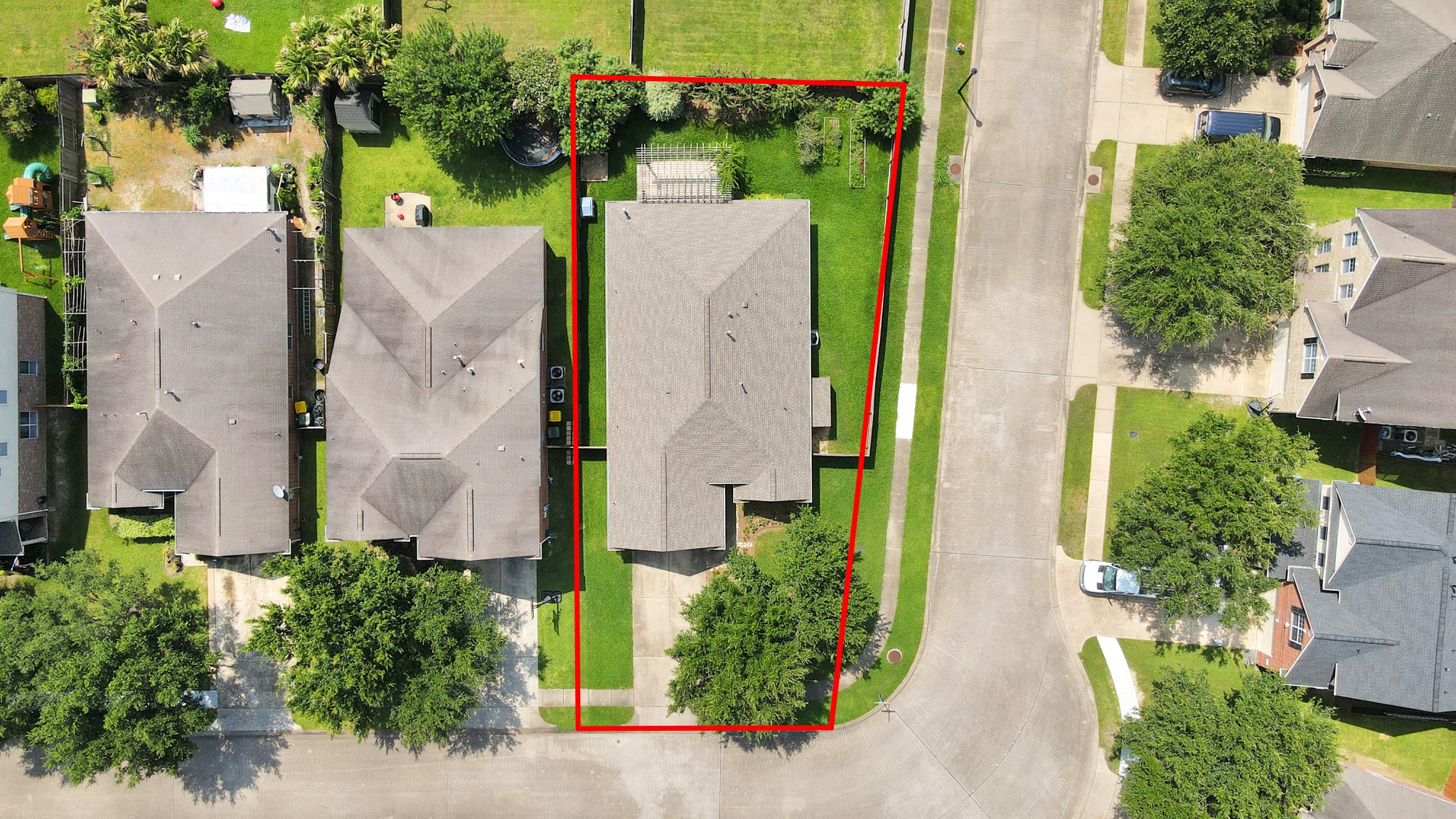 1819 High Falls Lane Pearland TX 77581