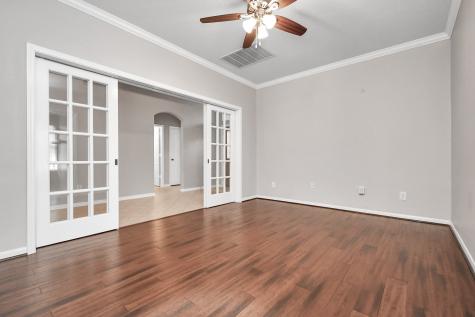 1819 High Falls Lane Pearland TX 77581