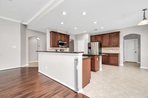 1819 High Falls Lane Pearland TX 77581