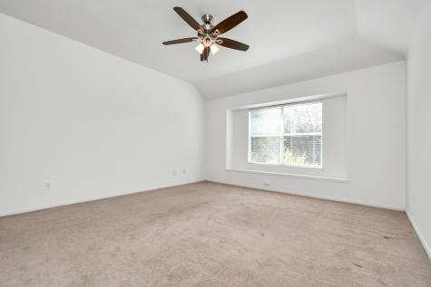1819 High Falls Lane Pearland TX 77581